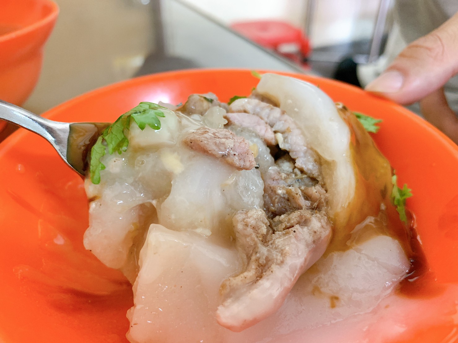 台中。樂成宮傳承三代的旱溪肉圓，獨門辣醬配肉圓，假日大排長龍的在地美味，小肚湯酸菜清甜不酸!(附菜單